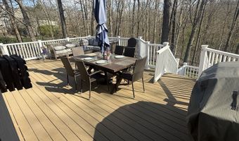 4 Maple Grove Way, Athens, OH 45701