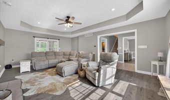 692 N Parker Ln, Bloomfield, IN 47424