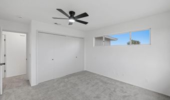 810 Omar Dr, Escondido, CA 92025