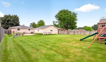 1645 E ROELAND Ave, Appleton, WI 54915