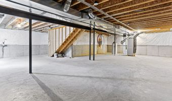 286 Springview St, Ann Arbor, MI 48103
