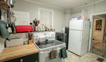 267 Pine St, Bangor, ME 04401