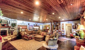 7 Valley Rd, Arkansas City, KS 67005