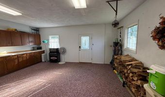 3146 CLUB Dr, Allentown, PA 18103