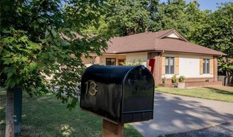 13 Dunedin Dr, Bella Vista, AR 72715