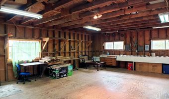 163 N Washington St, Alderson, WV 24910