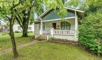 601 S Madison Ave, Aurora, MO 65605