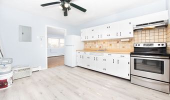 185 Cherry Hill Dr 1A, Bridgeport, CT 06606