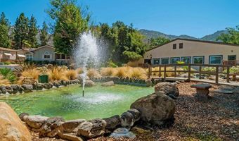 8975 Lawrence Welk 2, Escondido, CA 92026