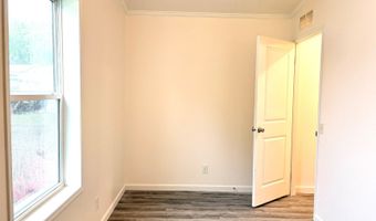 522 Begonia Ln, Altoona, WI 54720