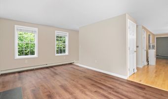 113 County Rd, Bedford, NH 03110
