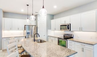 3548 E Hampton Cir, Alva, FL 33920