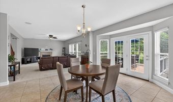 688 Stoney Creek Ln, Ballwin, MO 63021