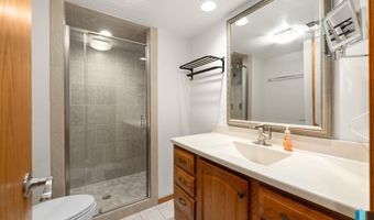 523 Kyle Ave, Baltic, SD 57003