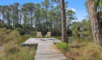 214 HARBOR Cir, Alligator Point, FL 32346
