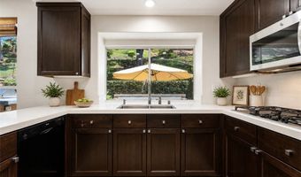 12 Chickadee Ln, Aliso Viejo, CA 92656