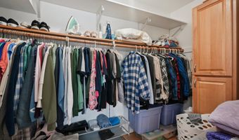 27 George St, Avenel, NJ 07001