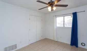 1104 W Yucca Ave, Artesia, NM 88210
