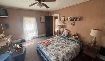 223 NE 6th St, Abilene, KS 67410