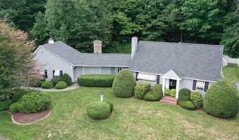 92 Forest Rd, Agawam, MA 01001