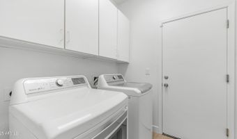 40130 N THUNDER HILLS Ct, Anthem, AZ 85086