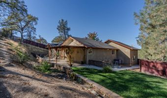 345 Live Oak Dr, Angels Camp, CA 95222