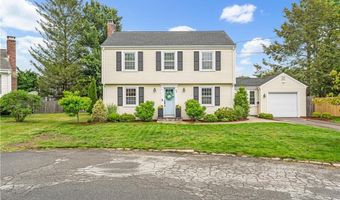 25 Marshall Way, East Providence, RI 02916