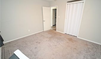 446 S Edgehill Ave, Austintown, OH 44515
