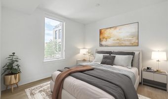 701 N HENRY St 213, Alexandria, VA 22314