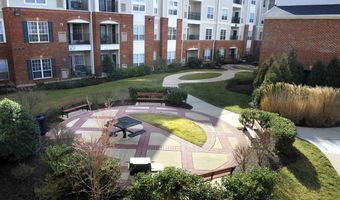 4850 EISENHOWER Ave #217, Alexandria, VA 22304