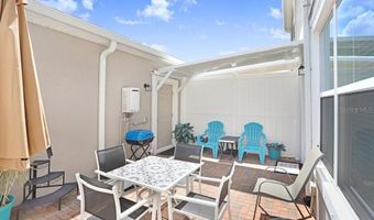 6321 CAMINO Dr, Apollo Beach, FL 33572