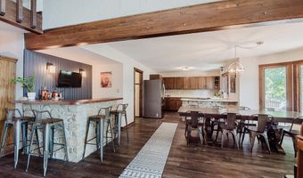 8414 Gallant Fox Dr, Indianapolis, IN 46217