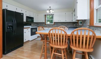 411 Lakeshore Rd, Ashland, OH 44805
