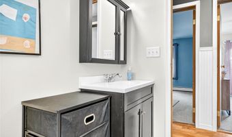 10 Flood Dr, Amenia, NY 12501