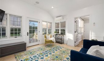 5 Morgan Ct, Lincoln, RI 02865