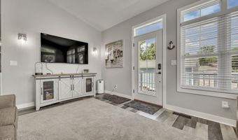 179 Broadway Street E B8, Arnolds Park, IA 51331