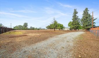 6400 Dale Ln, Anderson, CA 96007