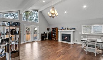 733 DOGWOOD Ave, Cheyenne, WY 82009