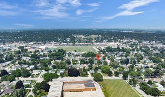 336 E PERSHING St, Appleton, WI 54911