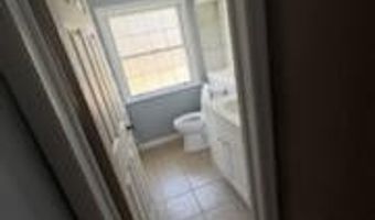 304 Plymouth St, Athens, WV 24712