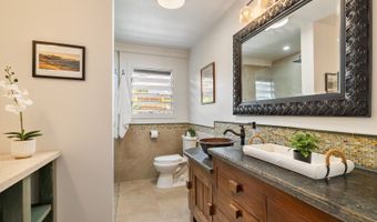 880 Akiu Pl, Kailua, HI 96734