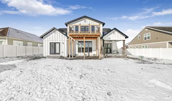 922 Victory Dr, Gooding, ID 83330