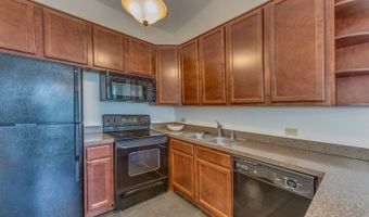 6008 Forest View Rd 3C, Lisle, IL 60532