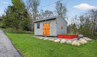 16 Blacks Lndg, Belfast, ME 04915
