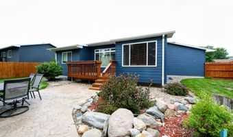 712 S 7th Ave, Brandon, SD 57005