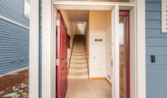 1323 VILLAGE Loop, Bandon, OR 97411