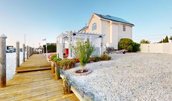 11 Drake Dr, Bayville, NJ 08721