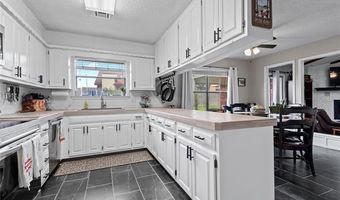 200 Turkey Creek Rd, Bartlesville, OK 74006