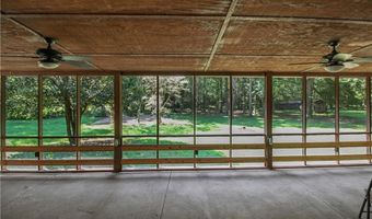 429 LEE ROAD 394, Auburn, AL 36832