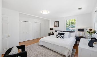 9223 ADELAIDE Dr, Bethesda, MD 20817